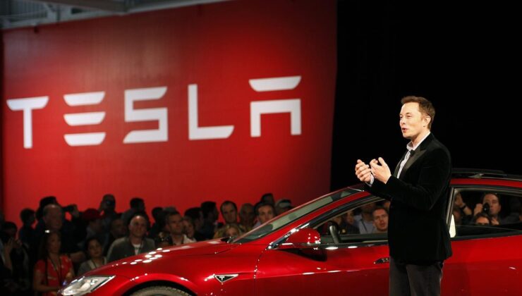 Autonomous Tesla School Bus Fails to Recognize Pedestrian, Strikes Child Mannequin