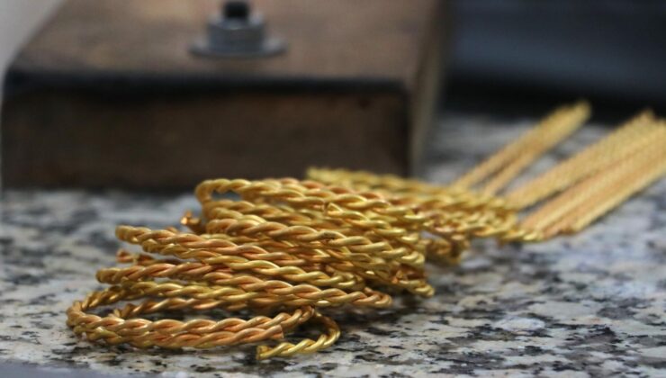 Caution When Buying Silver Bracelets Online: Steel in Bracelets, Iron Tricks in Accessories – Vezir Agency