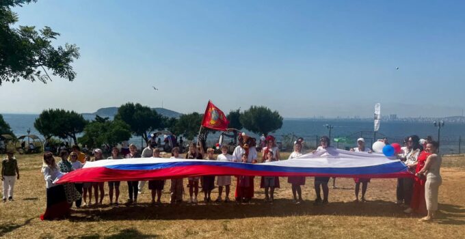 Etnofest Melnitsa Celebrates Russian Community in Istanbul