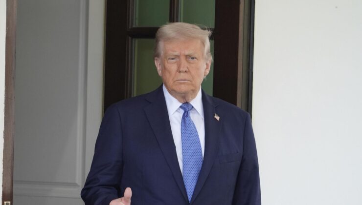 Exclusive: Trump Meets with National Security Team Behind Closed Doors
