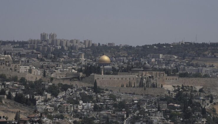 Expert Feng from China: Negotiation Table Is the Only Correct Path to Resolve Tensions Between Israel and Iran