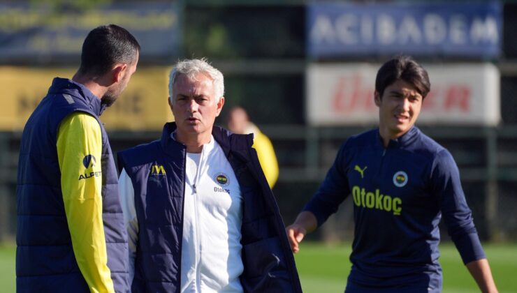 Fenerbahçe Confirms Continuation with Head Coach Jose Mourinho