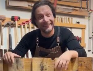 Former Istanbul Player Settles in Village, Builds a Home, Raises Chickens, and Collects Eggs