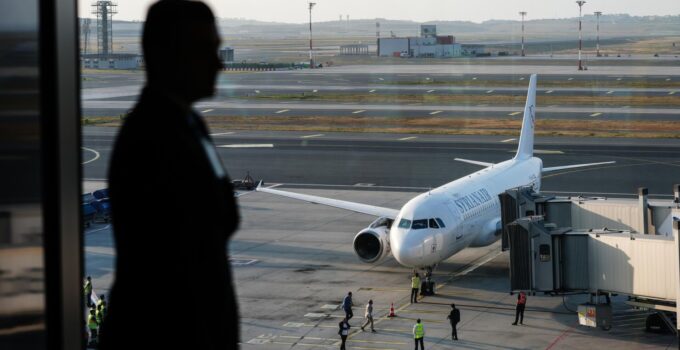 Historic First Flight from Damascus to Istanbul in 12 Years: Vezir Agency Reports