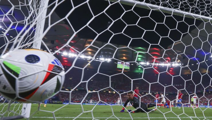 Italian Manager Announces: Galatasaray’s Targeted Goalkeeper Revealed