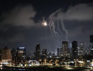 Live Update: Day 7 of Iran-Israel Conflict – Israel Continues Attacks as Iran Responds with Hypersonic Missiles