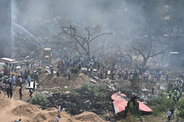 modi-visits-area-after-india-plane-crash-and-announces-compensation-for-families-0-9z4FDESc Modi Visits Area After India Plane Crash and Announces Compensation for Families
