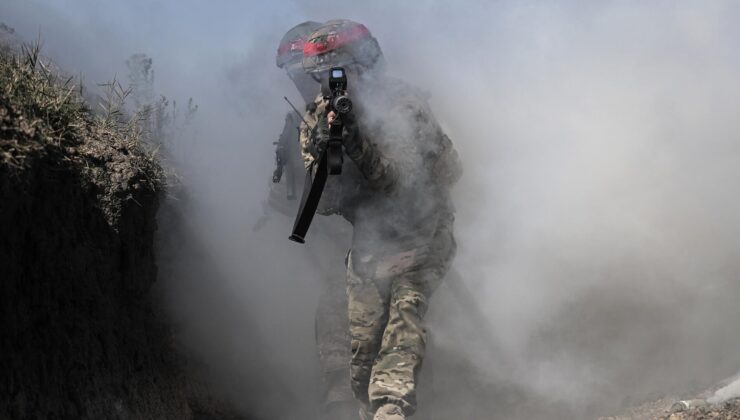 Russian Military Strikes Ukrainian Weapons Industry Facilities